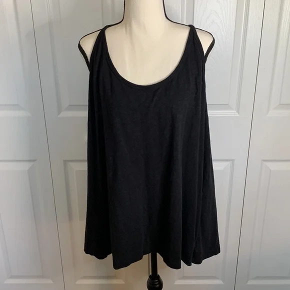 Peace Love World Tank Top Bundle - Picture 2 of 7